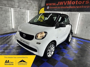 Used smart fortwo 2017 for sale - 78486513: Photo