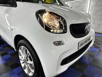 Used smart fortwo 2017 for sale - 78486513: Photo