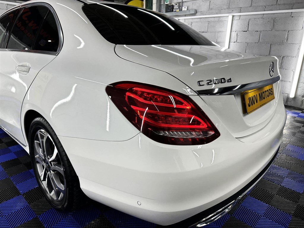 Used Mercedes-Benz C Class 2018 for sale - 76979830: Photo 11