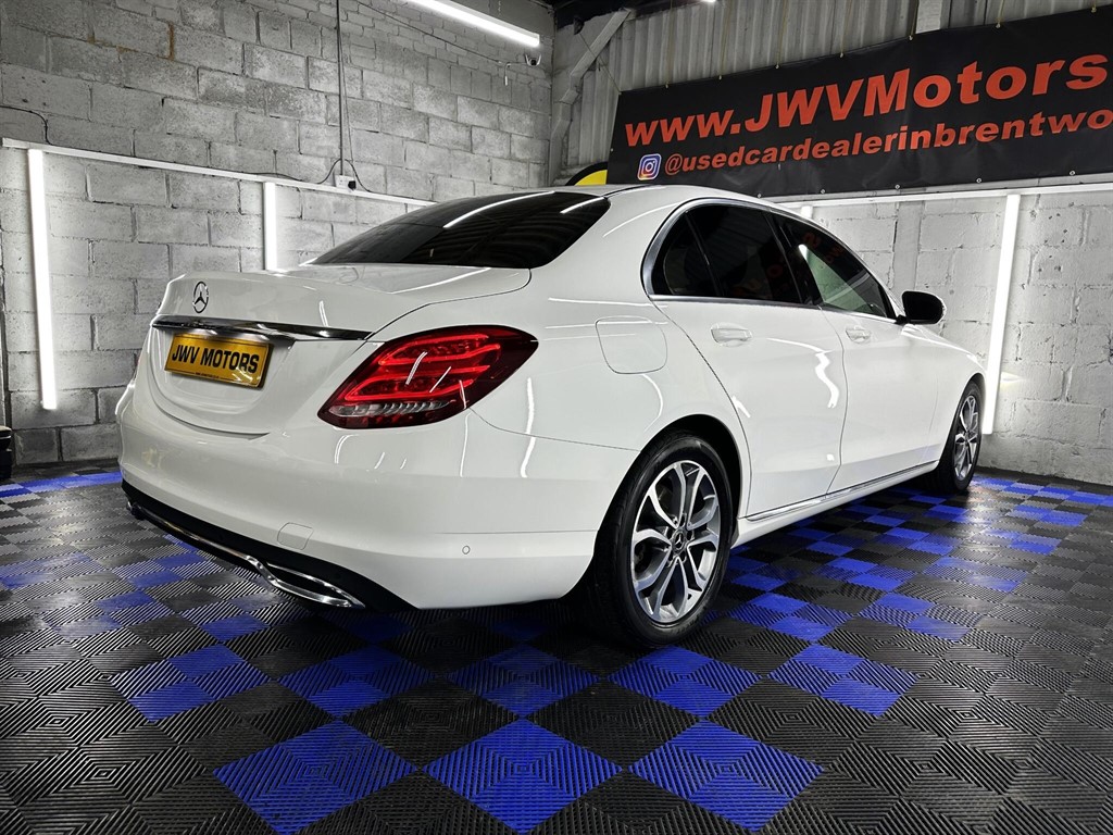 Used Mercedes-Benz C Class 2018 for sale - 76979830: Photo 15