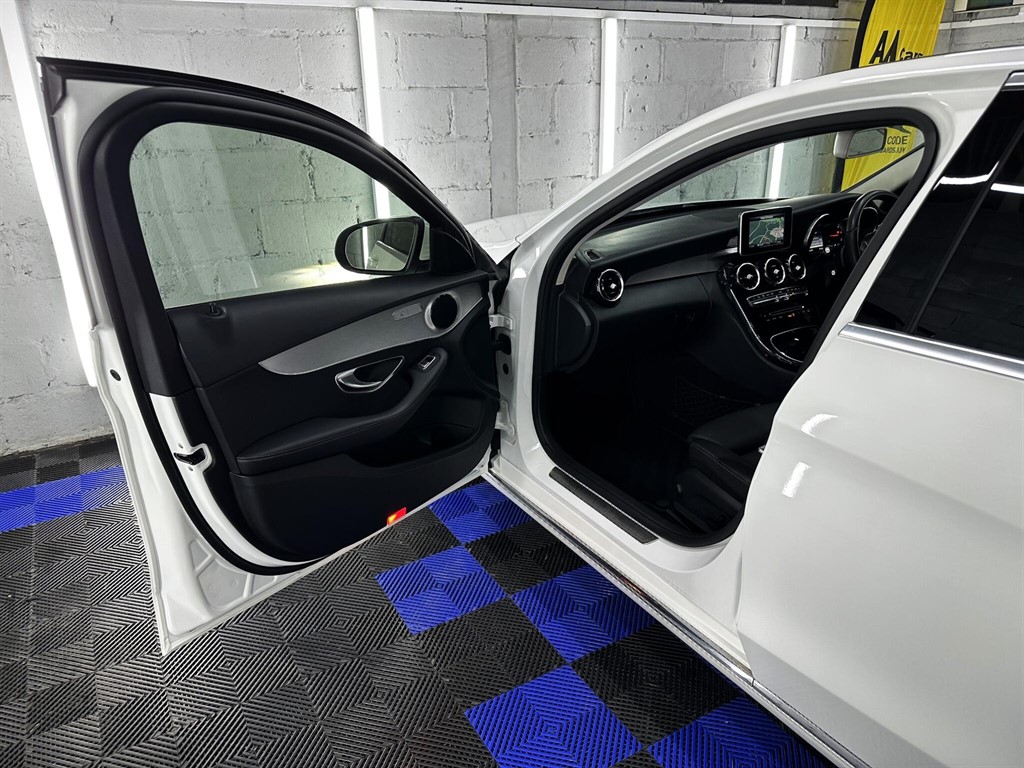 Used Mercedes-Benz C Class 2018 for sale - 76979830: Photo 16