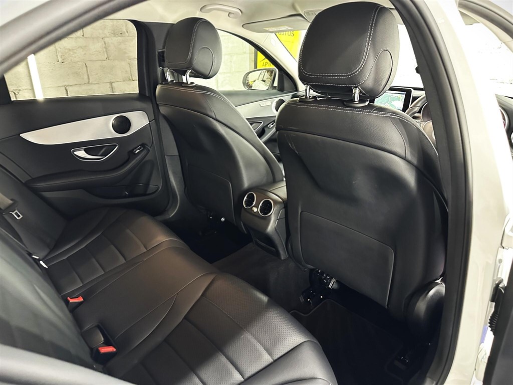 Used Mercedes-Benz C Class 2018 for sale - 76979830: Photo 31