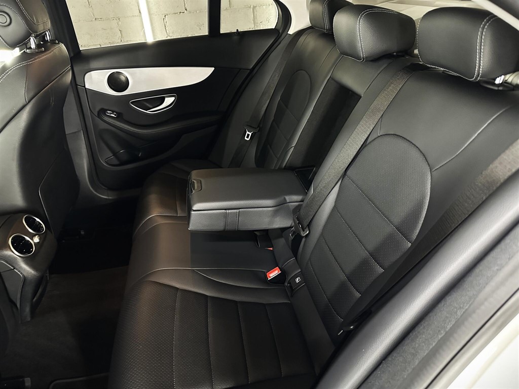 Used Mercedes-Benz C Class 2018 for sale - 76979830: Photo 37