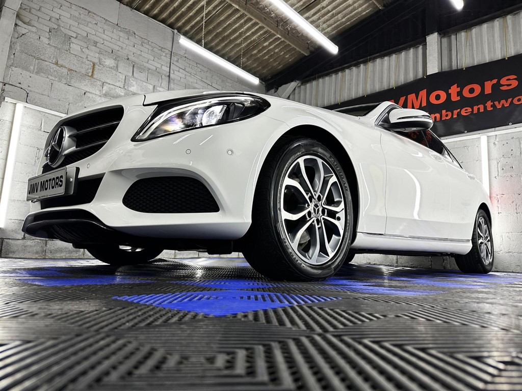 Used Mercedes-Benz C Class 2018 for sale - 76979830: Photo 43