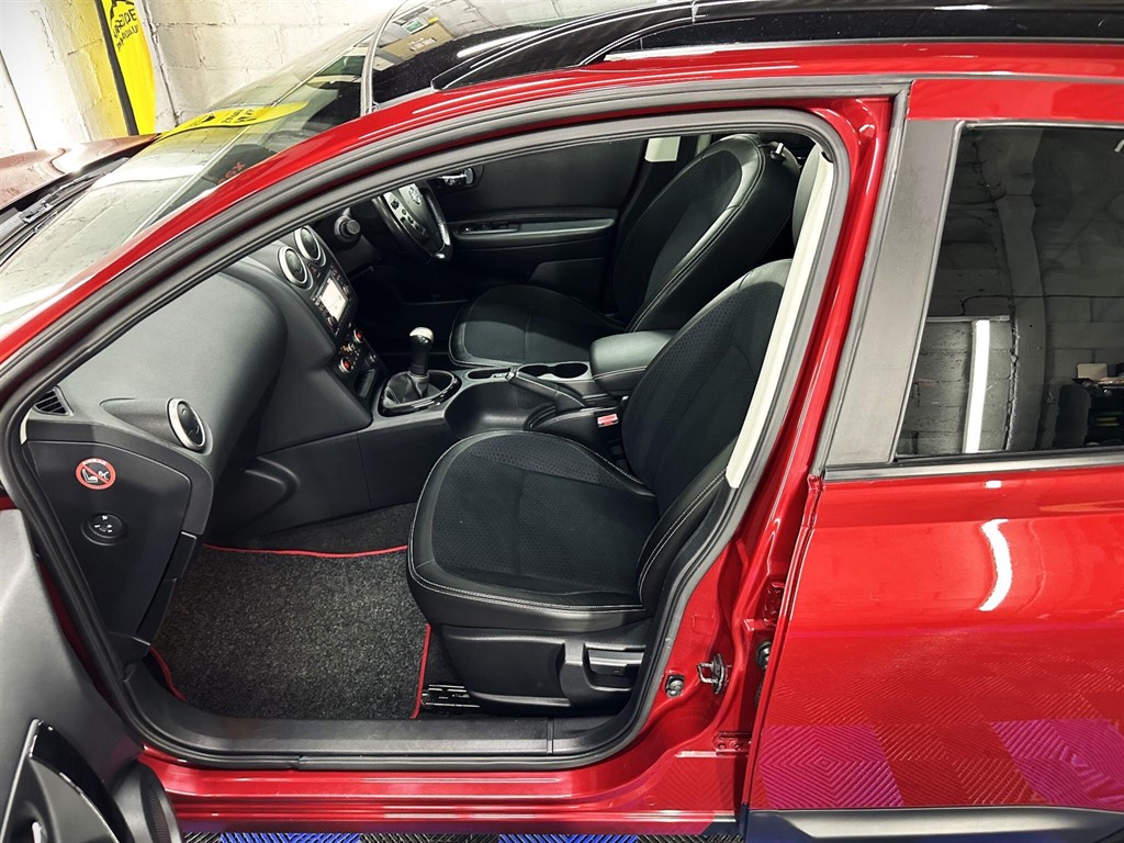 Used Nissan Qashqai 2013 for sale - 77570328: Photo 17