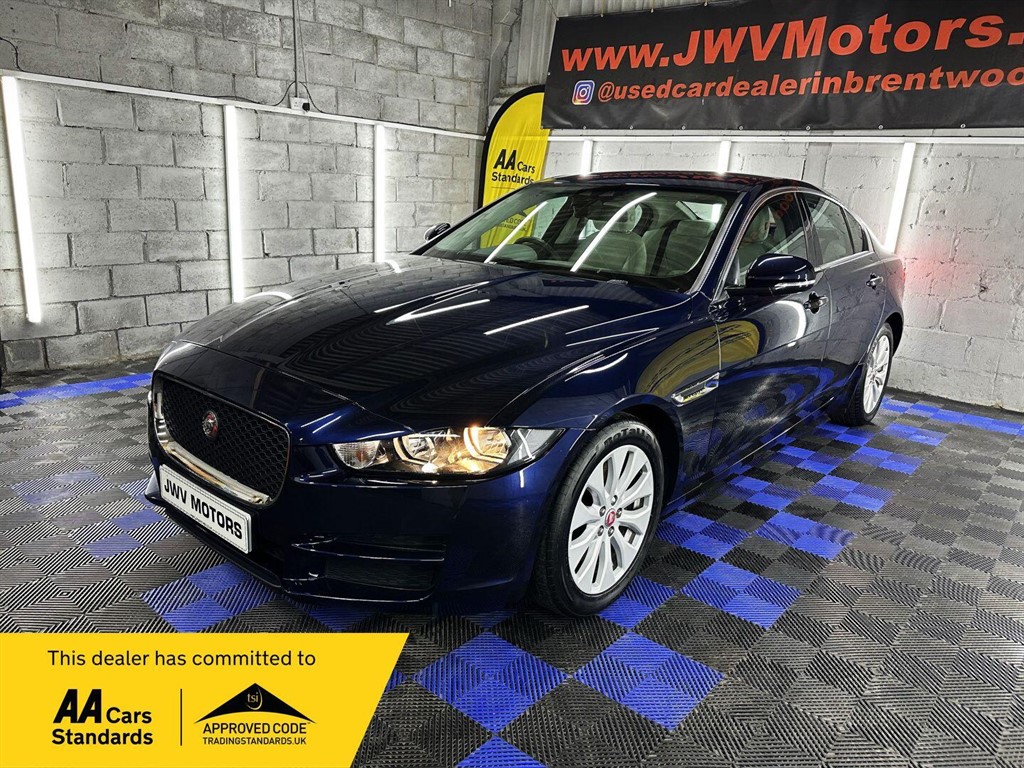 Used Jaguar XE 2017 for sale - 77718301: Photo 1