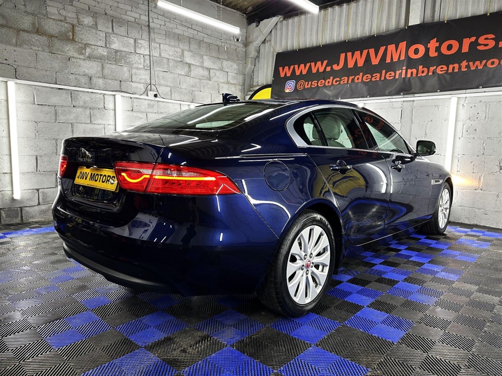 Used Jaguar XE 2017 for sale - 77718301: Photo 15