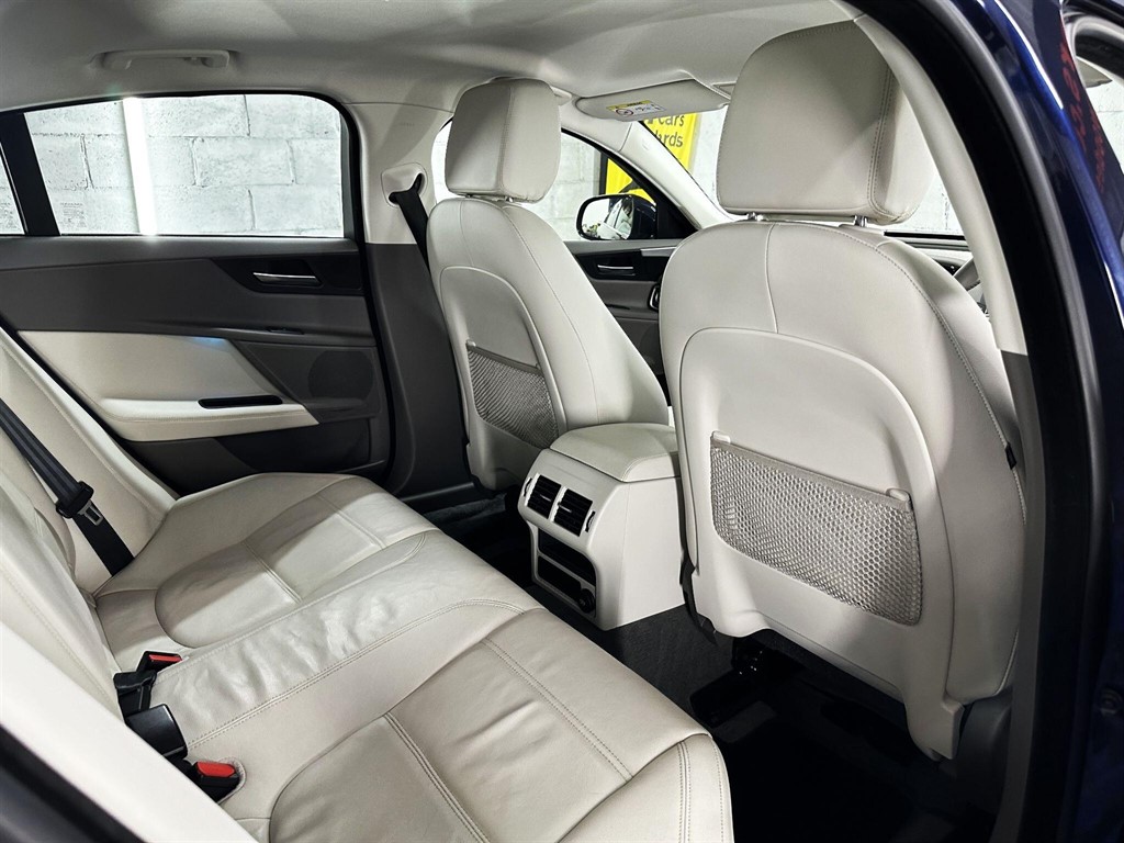 Used Jaguar XE 2017 for sale - 77718301: Photo 31