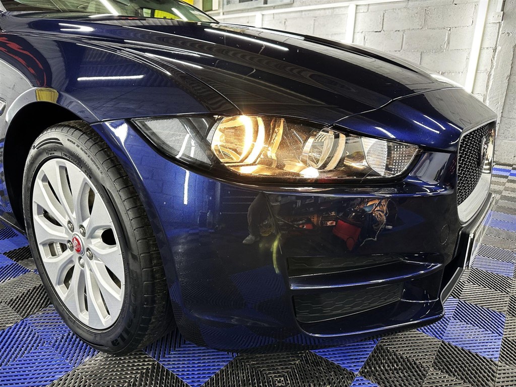 Used Jaguar XE 2017 for sale - 77718301: Photo 4
