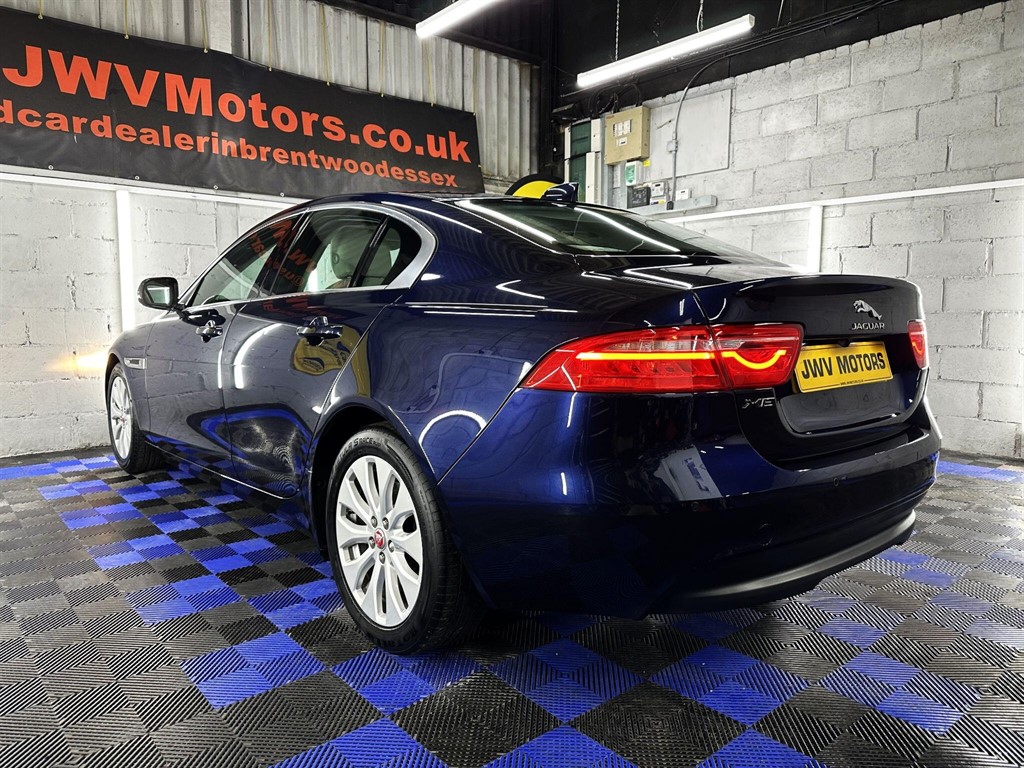 Used Jaguar XE 2017 for sale - 77718301: Photo 9