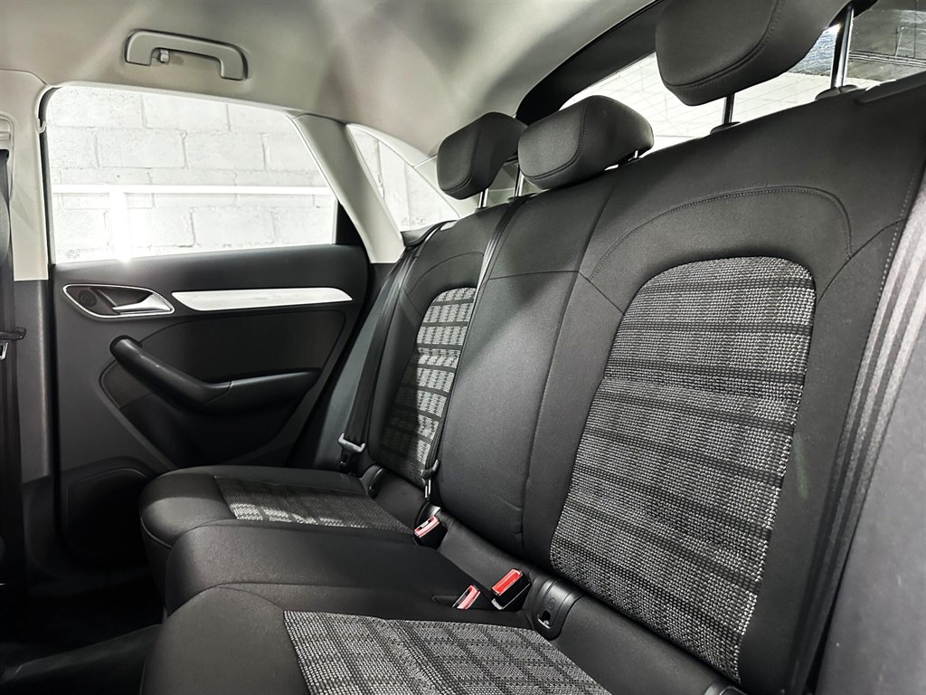 Used Audi Q3 2016 for sale - 76979843: Photo 37