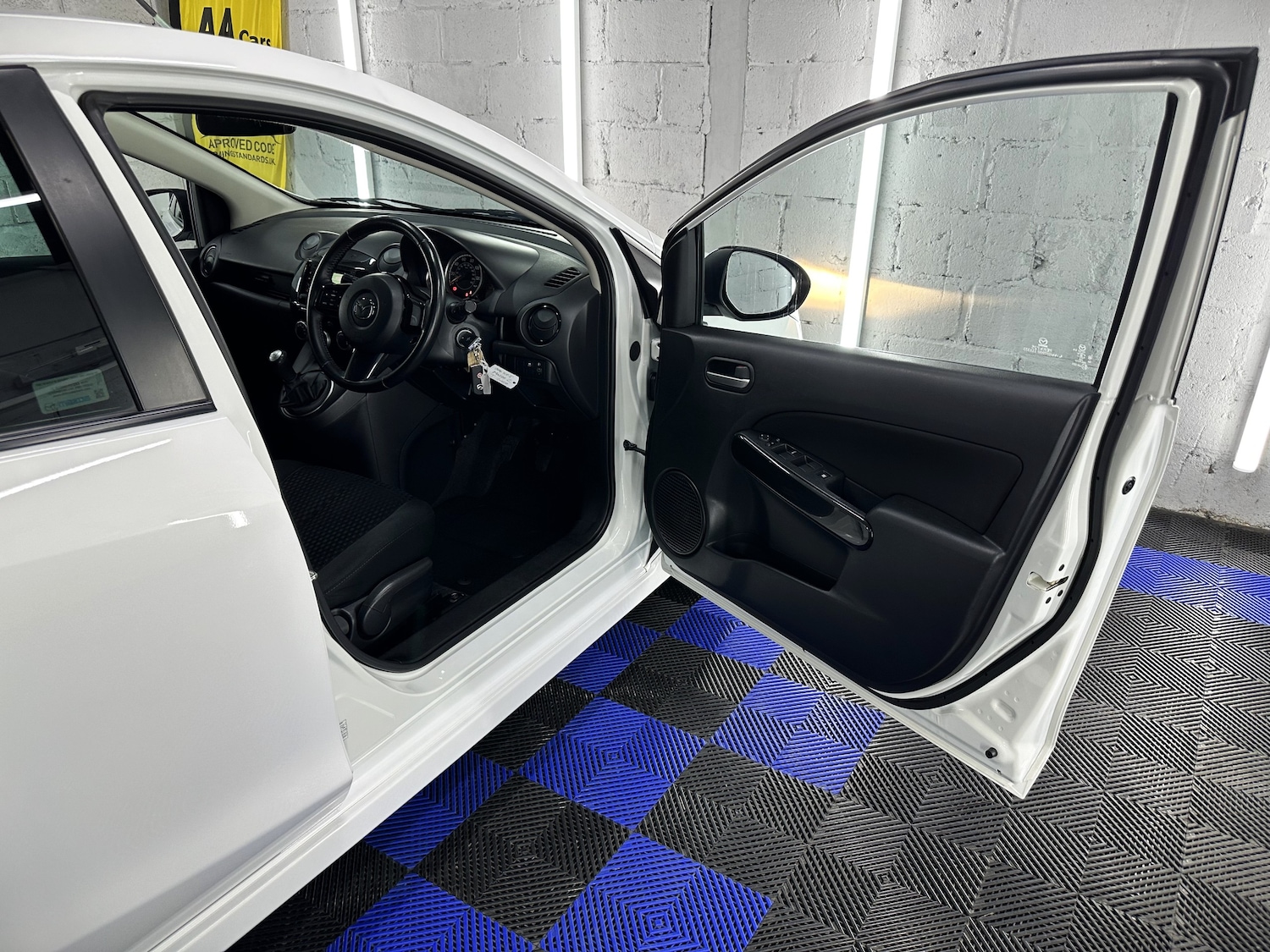 Vehicle 28