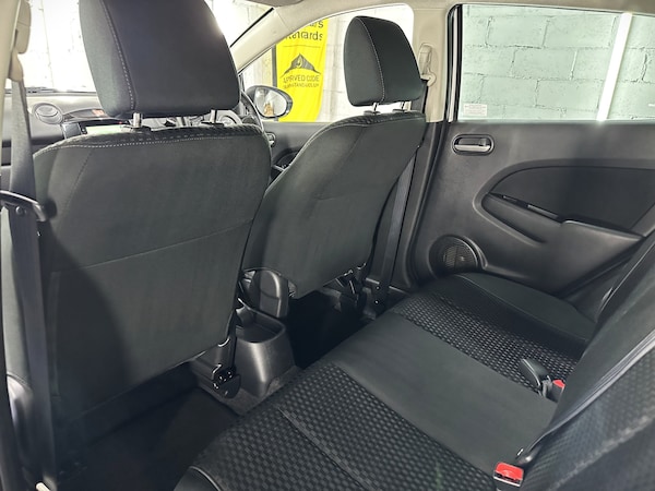 Used Mazda Mazda2 2014 for sale - 75746639: Photo 35