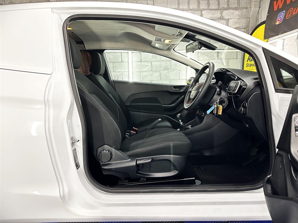 Used Ford Fiesta 2020 for sale - 77307905: Photo 25