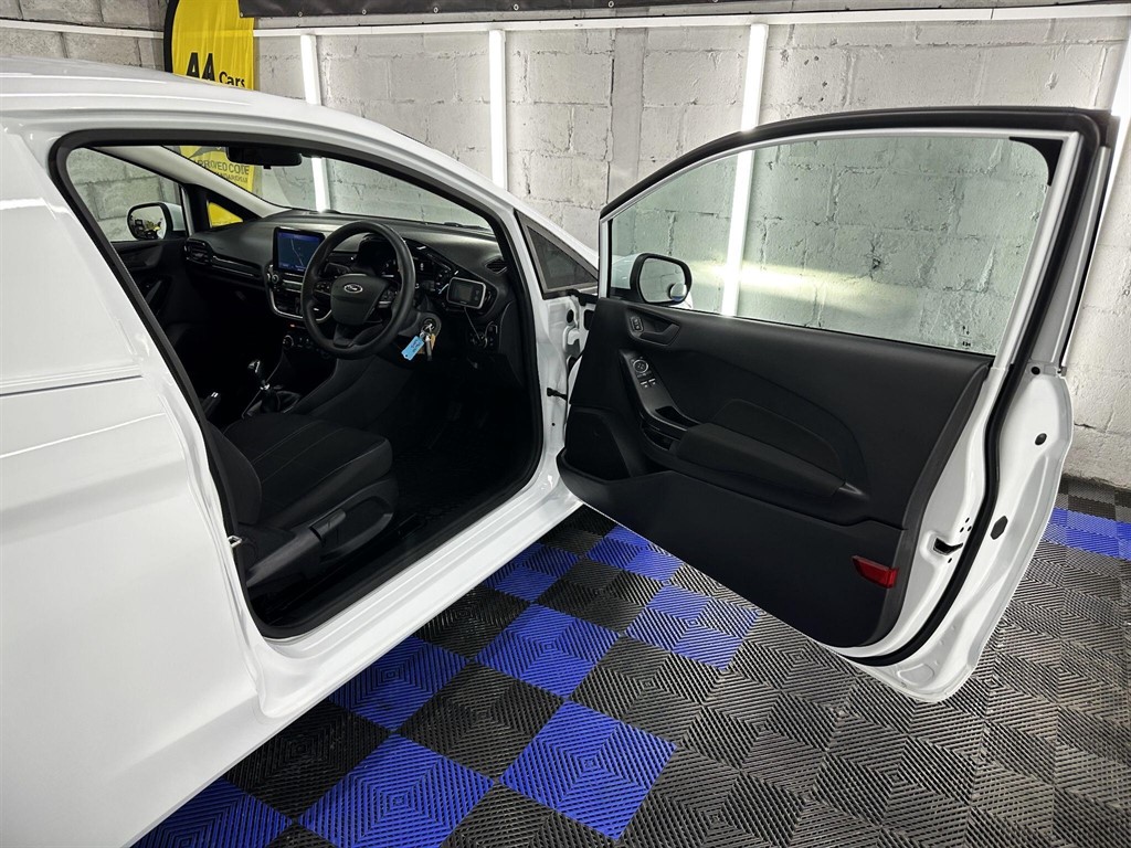 Used Ford Fiesta 2020 for sale - 77307905: Photo 27