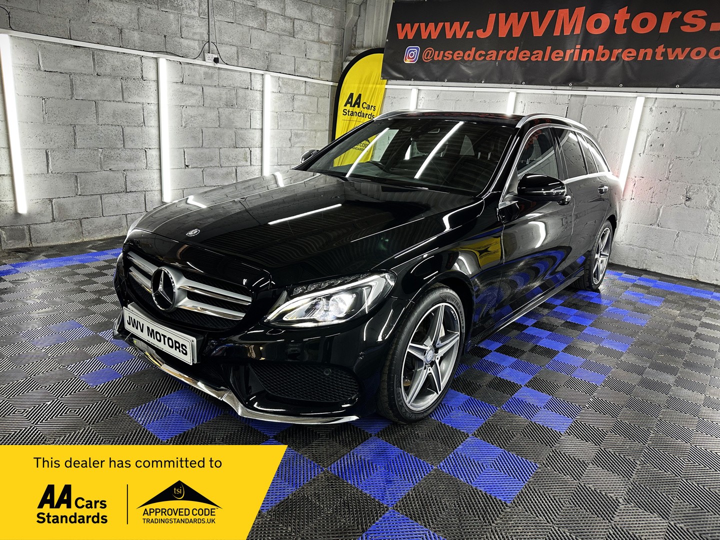 Used Mercedes-Benz C Class 2015 for sale - 76026934: Photo 1