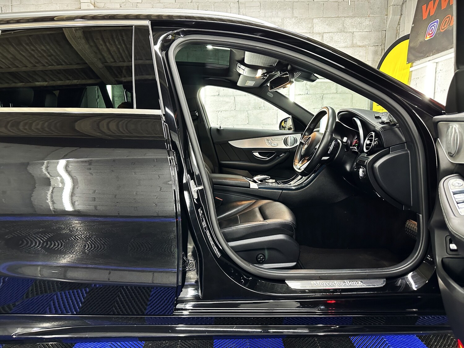 Used Mercedes-Benz C Class 2015 for sale - 76026934: Photo 26