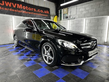 Used Mercedes-Benz C-Class 2015 for sale - 76026934: Photo 2