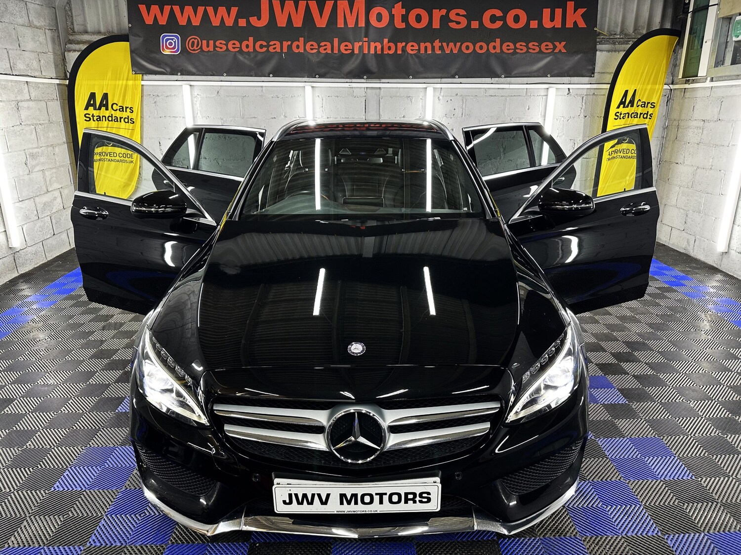 Used Mercedes-Benz C Class 2015 for sale - 76026934: Photo 44