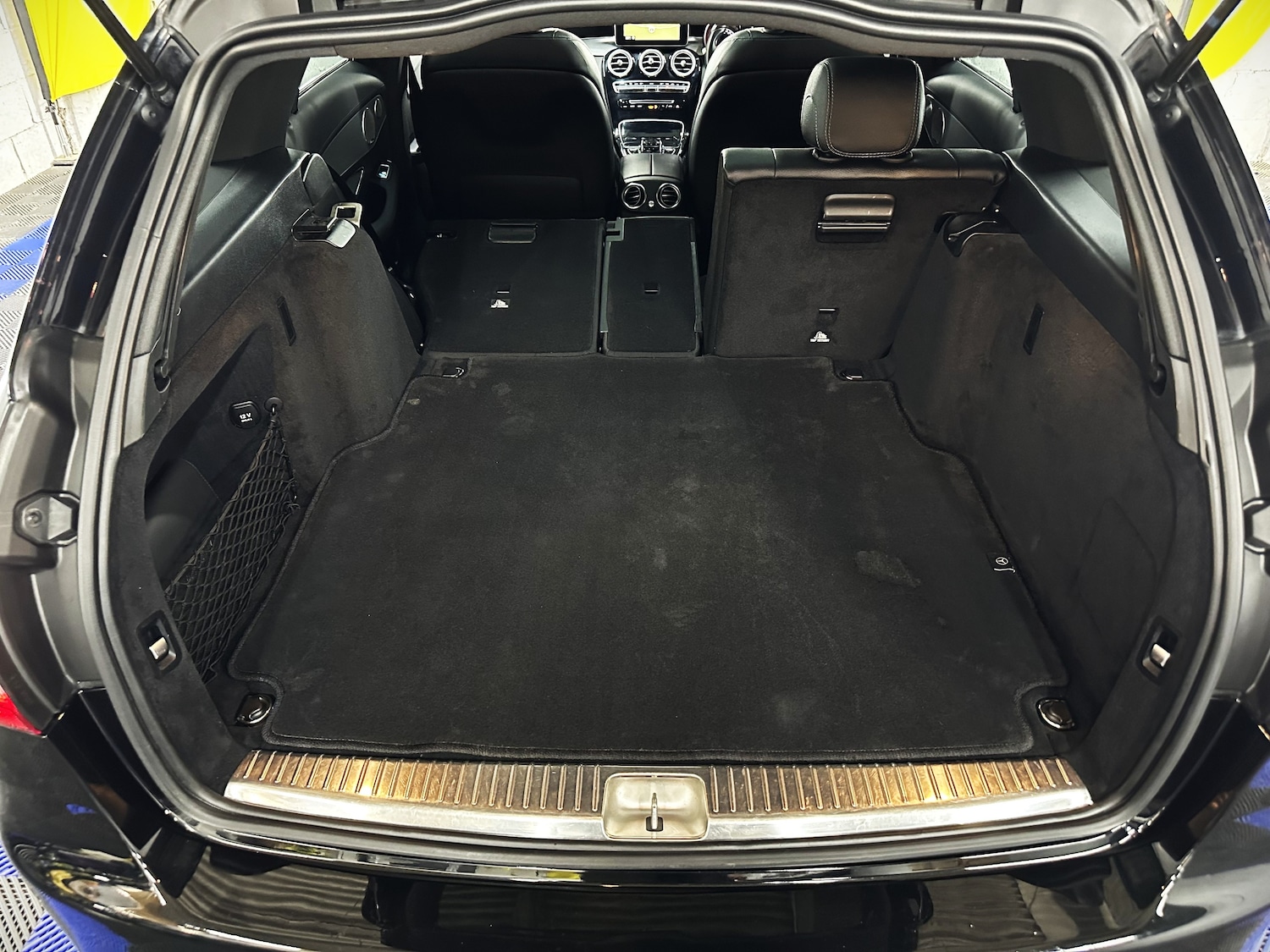 Used Mercedes-Benz C Class 2015 for sale - 76026934: Photo 56