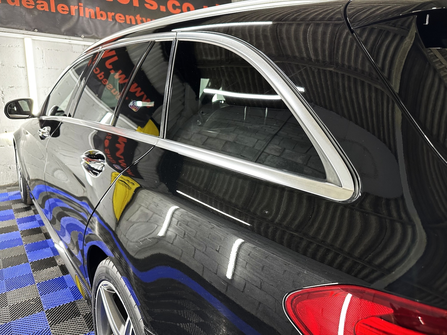 Used Mercedes-Benz C Class 2015 for sale - 76026934: Photo 9