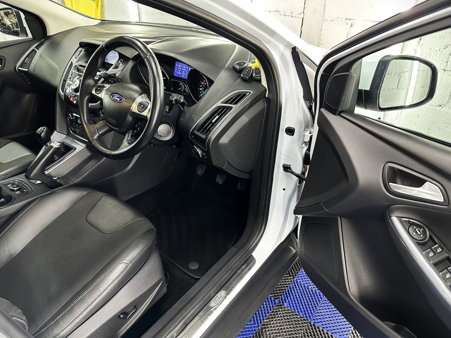 Vehicle 24