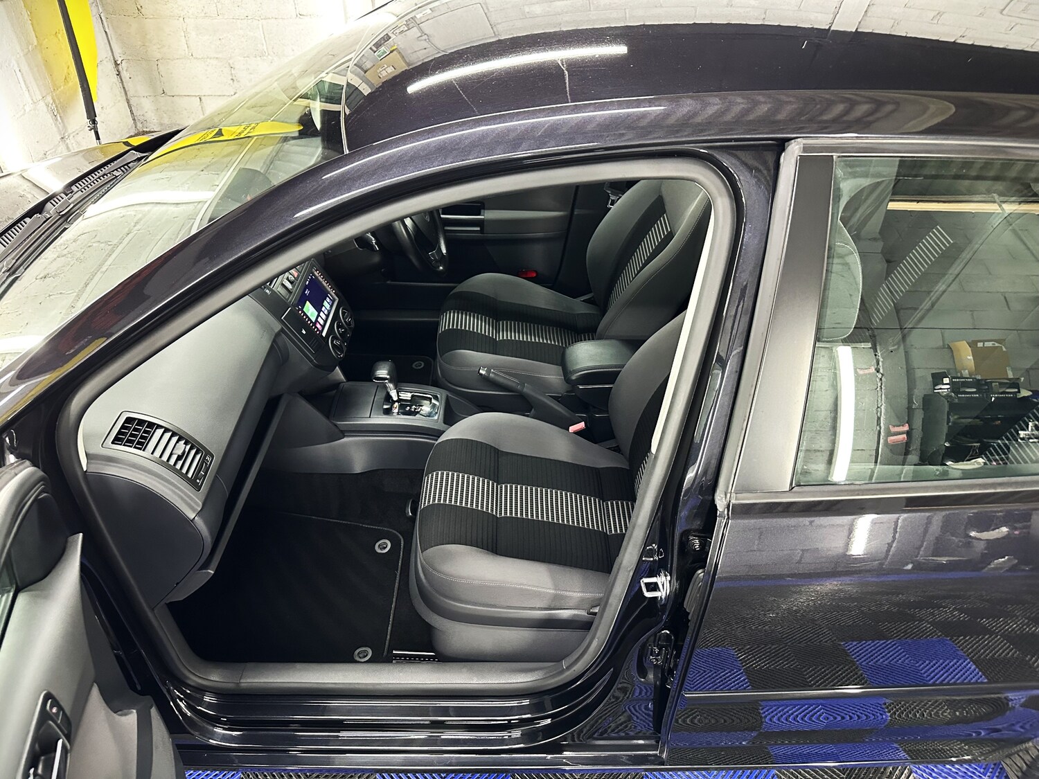 Used Volkswagen Polo 2009 for sale - 76219734: Photo 17