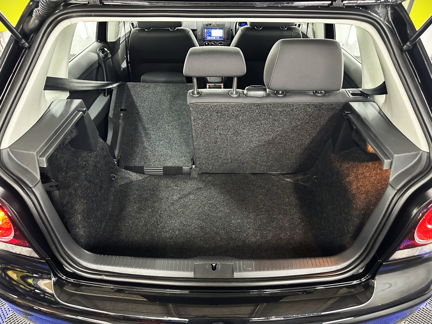 Used Volkswagen Polo 2009 for sale - 76219734: Photo 58