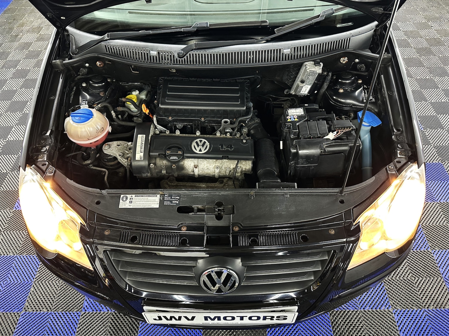 Used Volkswagen Polo 2009 for sale - 76219734: Photo 64