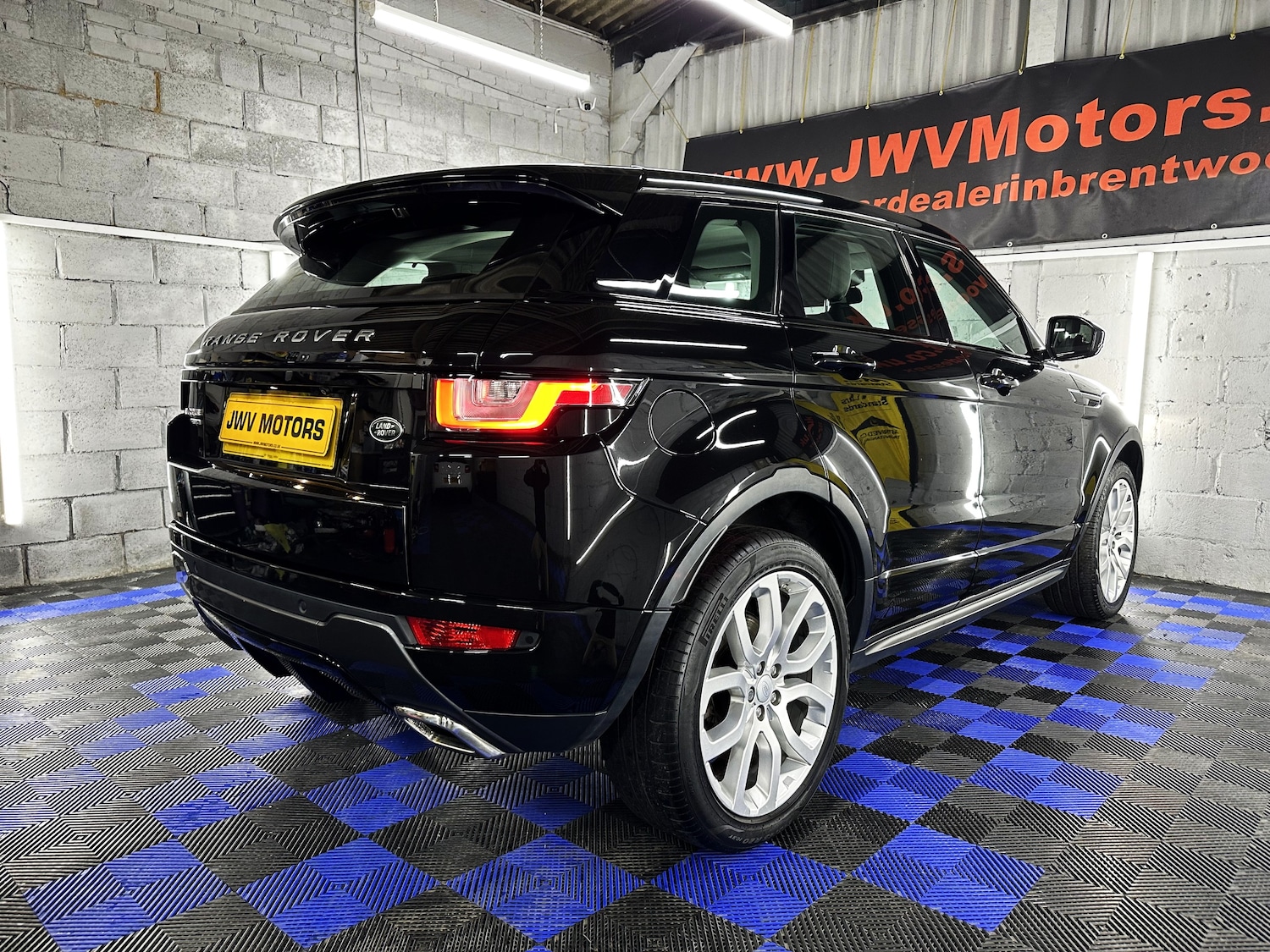 Used Land Rover Range Rover Evoque 2015 for sale - 76934256: Photo 15