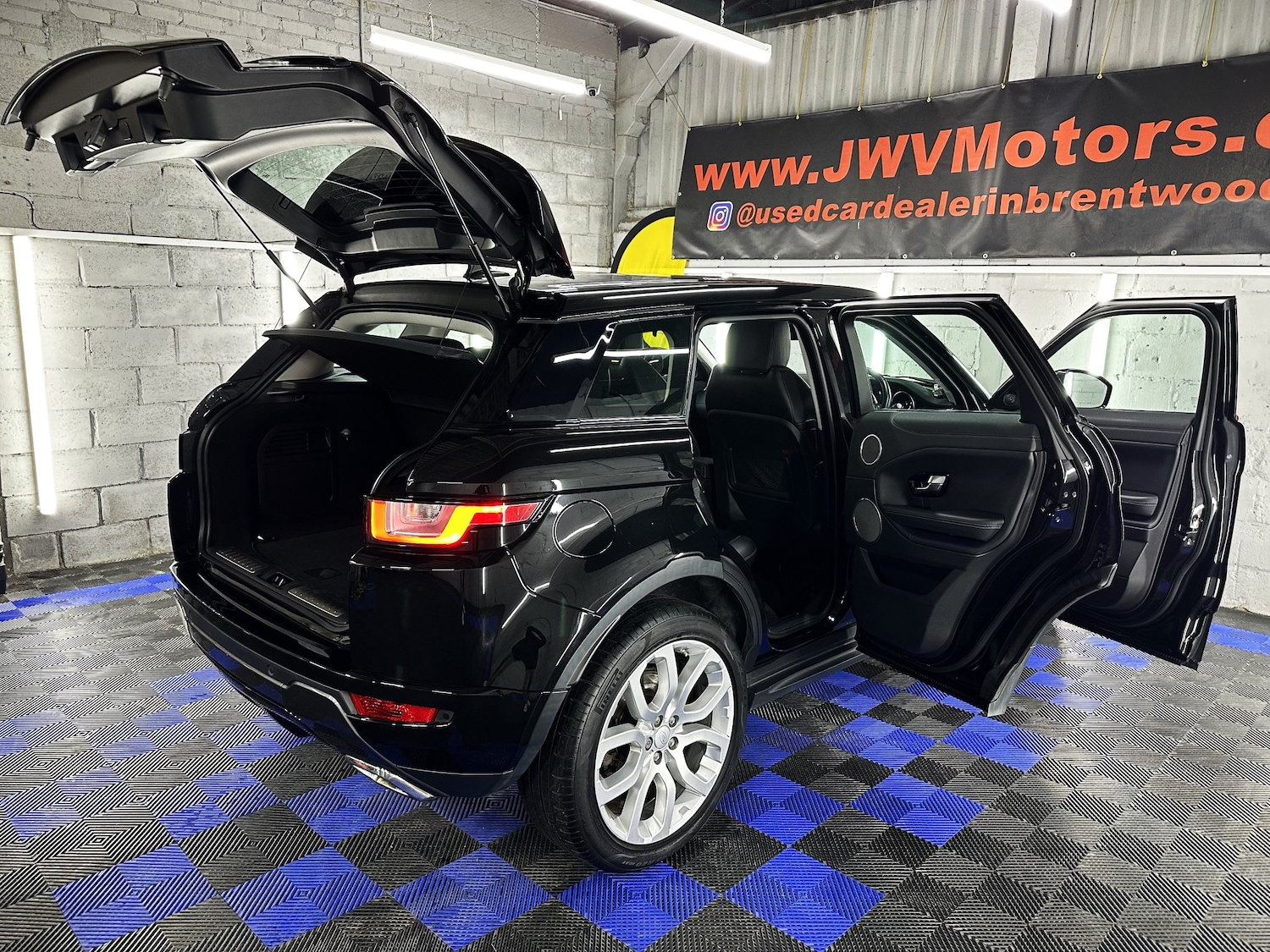 Used Land Rover Range Rover Evoque 2015 for sale - 76934256: Photo 31