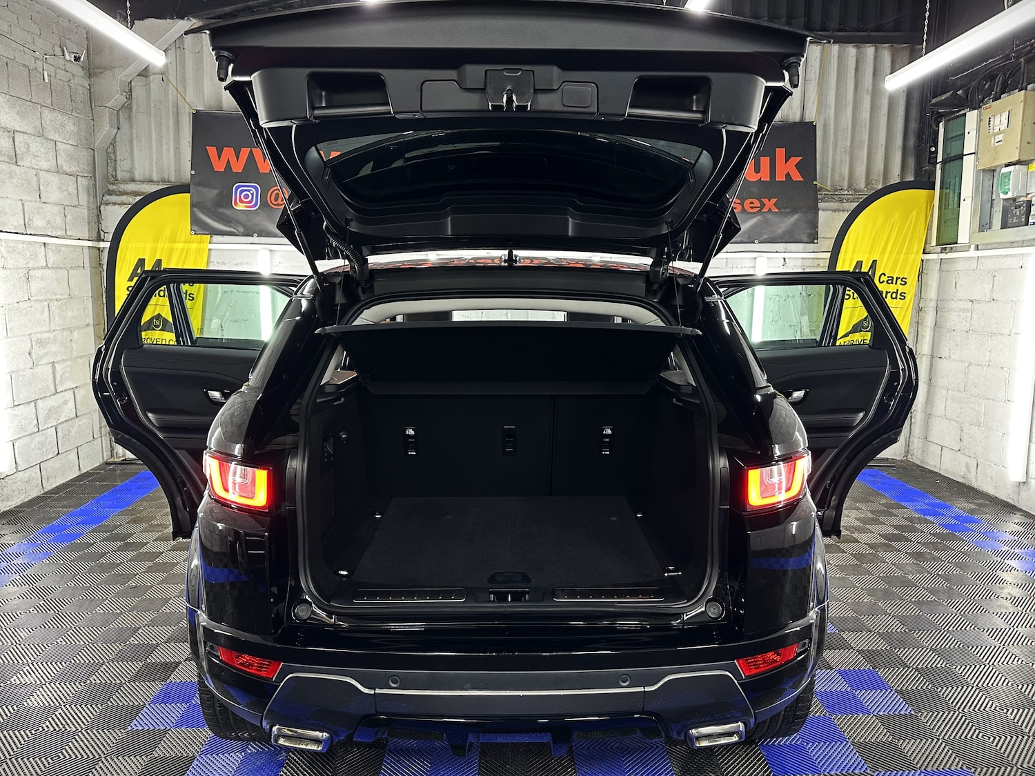 Used Land Rover Range Rover Evoque 2015 for sale - 76934256: Photo 32