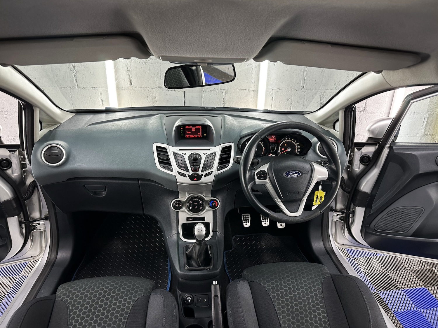 Vehicle 22