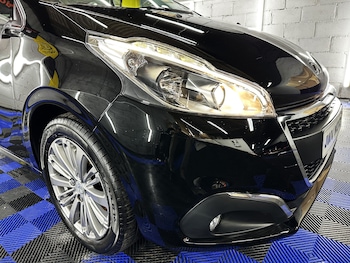 Used Peugeot 208 2018 for sale - 76961854: Photo