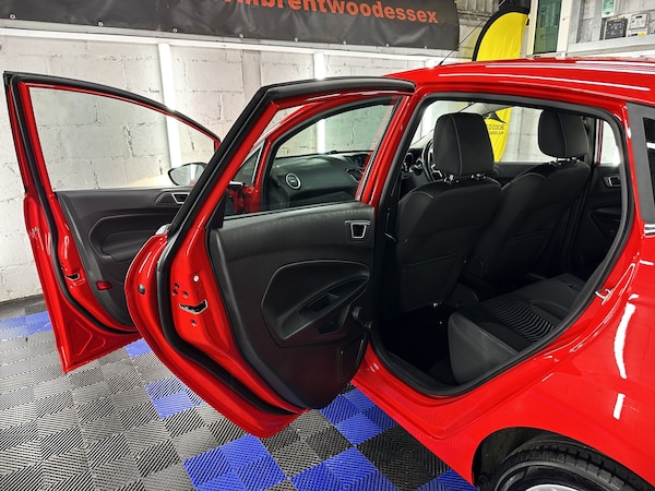 Used Ford Fiesta 2015 for sale - 75627773: Photo 33