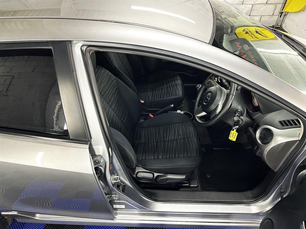 Used Mazda Mazda2 2009 for sale - 77307924: Photo 26