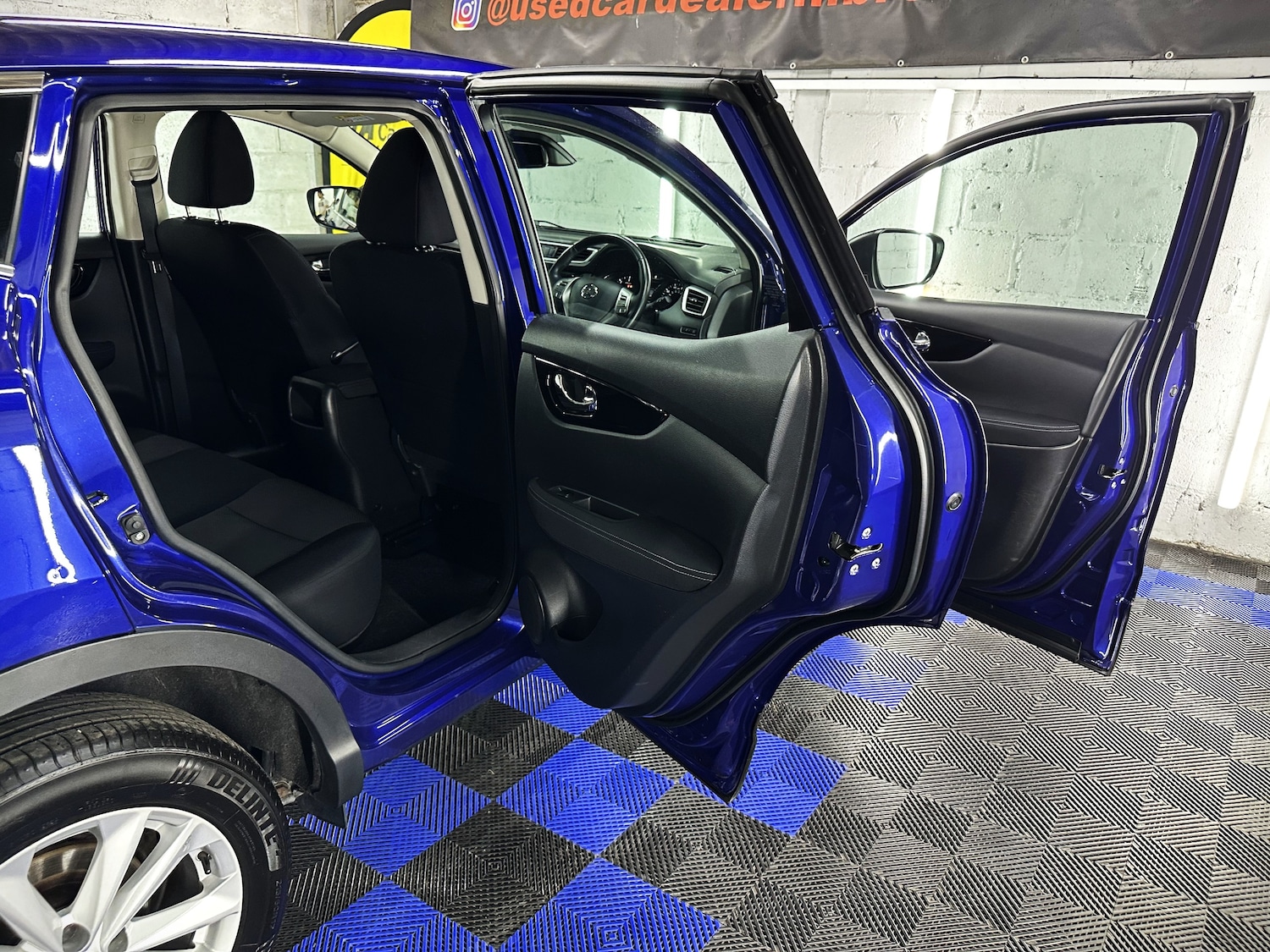 Vehicle 28