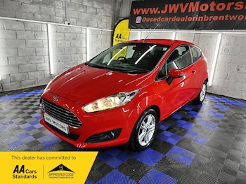 2015 (15) - 1.25 Zetec Hatchback 3dr Petrol Manual Euro 6 (82 ps)