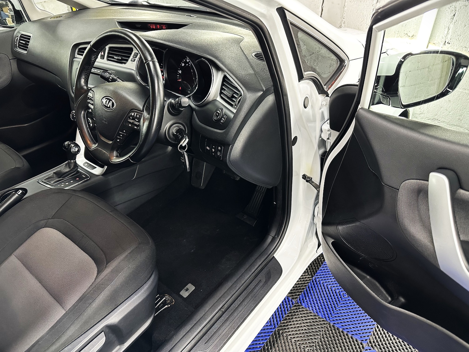 Used Kia Ceed 2015 for sale - 76374643: Photo 24