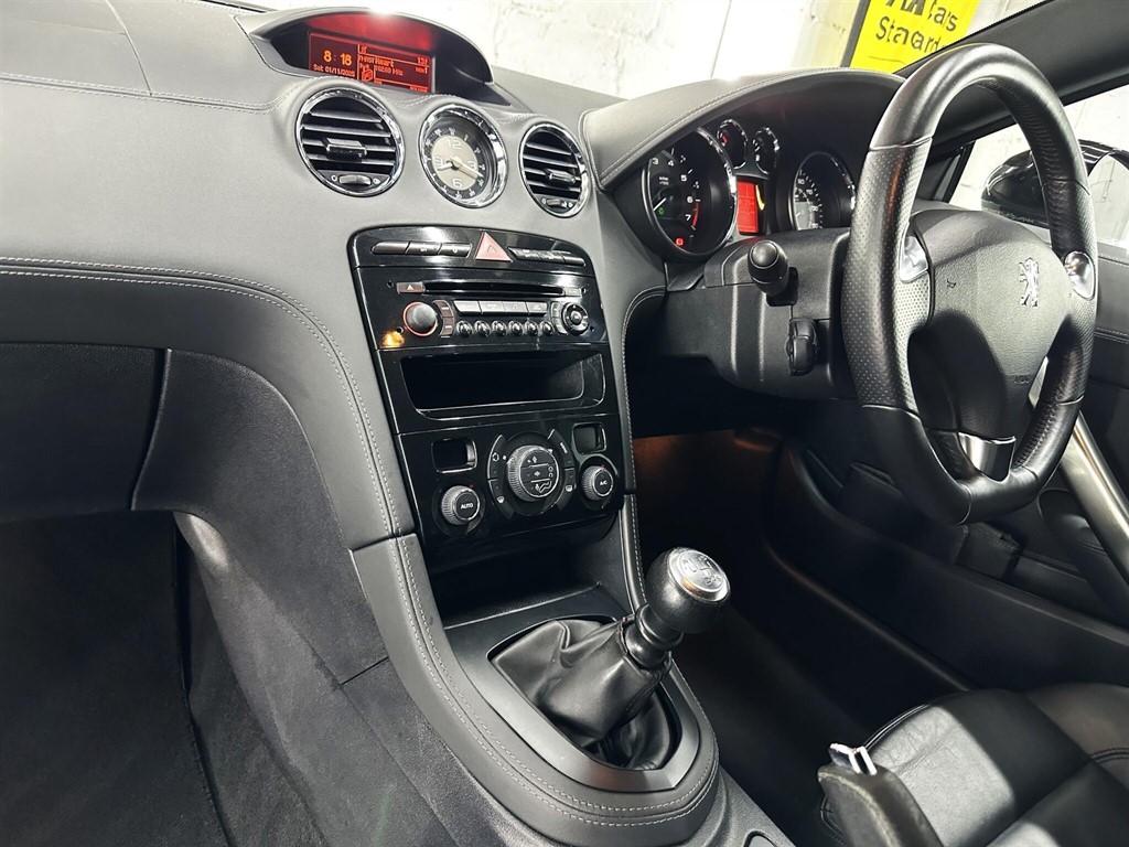 Used Peugeot RCZ 2011 for sale - 76979846: Photo 22