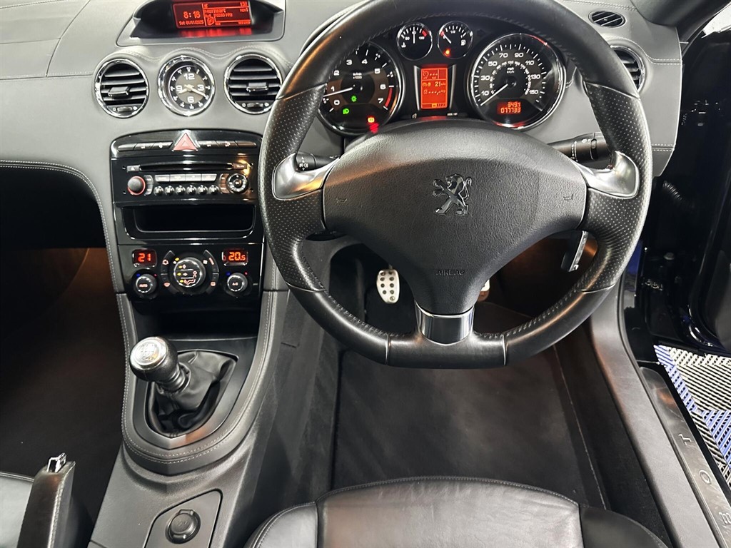 Used Peugeot RCZ 2011 for sale - 76979846: Photo 23