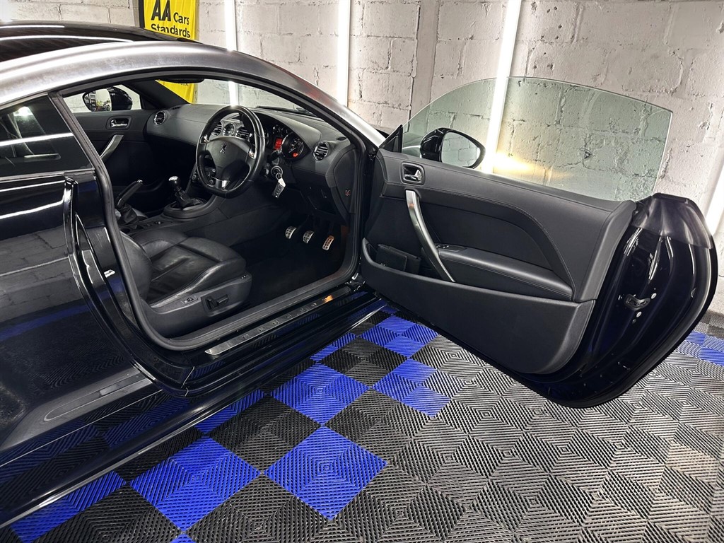 Used Peugeot RCZ 2011 for sale - 76979846: Photo 27