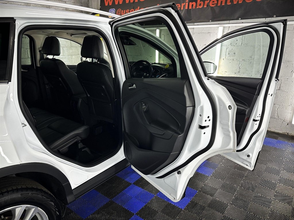 Used Ford Kuga 2016 for sale - 78061565: Photo 29