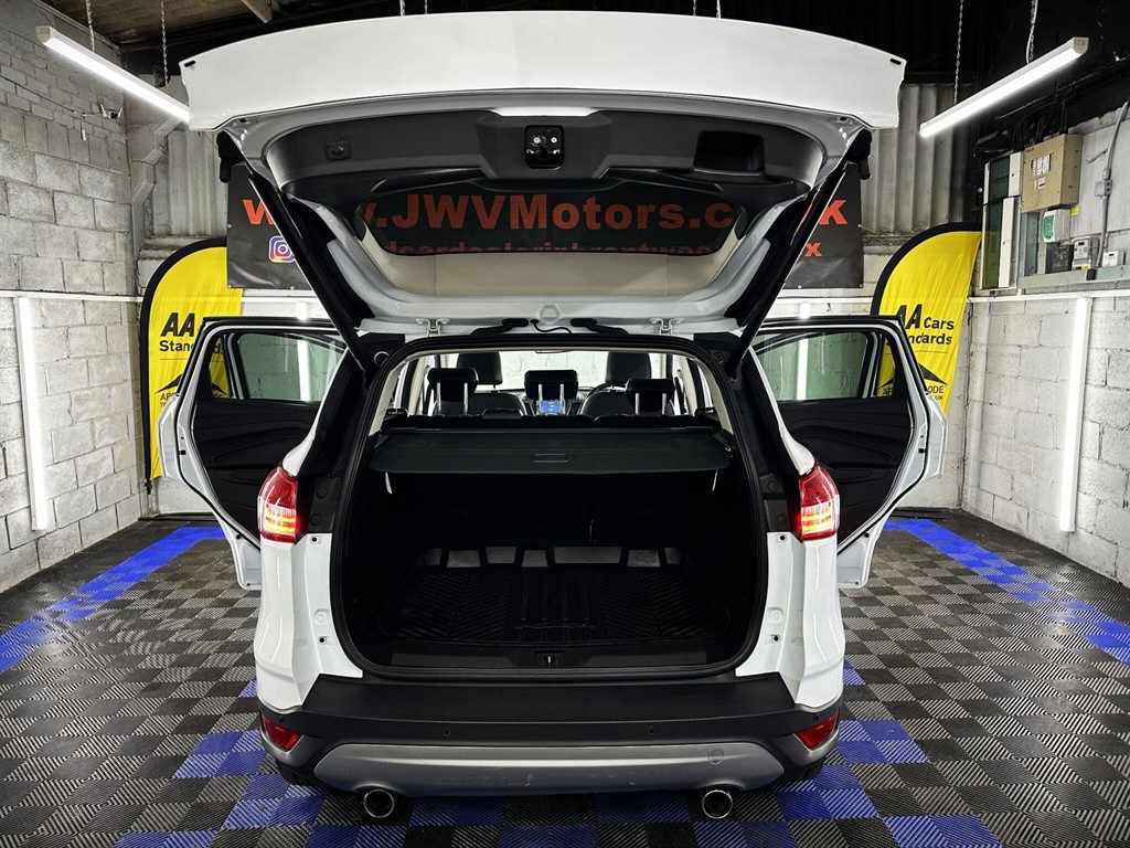 Used Ford Kuga 2016 for sale - 78061565: Photo 32