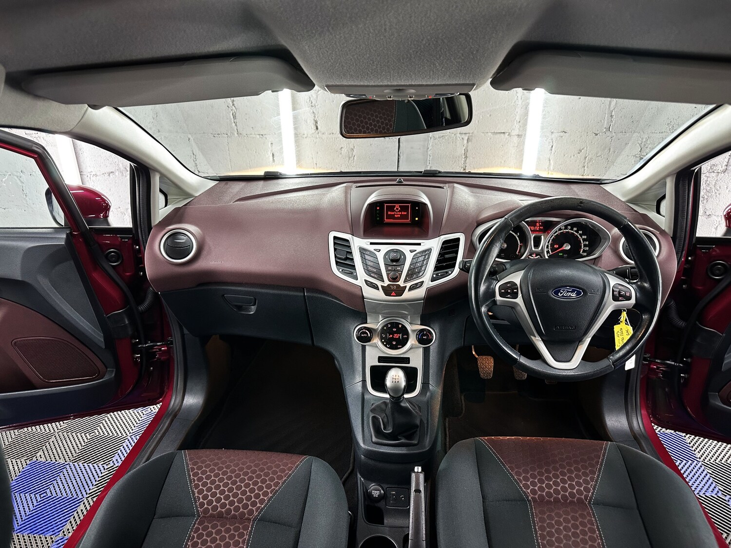Used Ford Fiesta 2011 for sale - 76100258: Photo 22