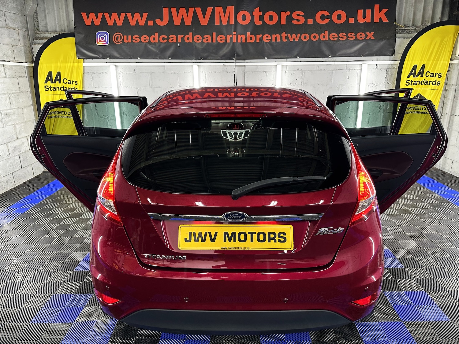 Used Ford Fiesta 2011 for sale - 76100258: Photo 32