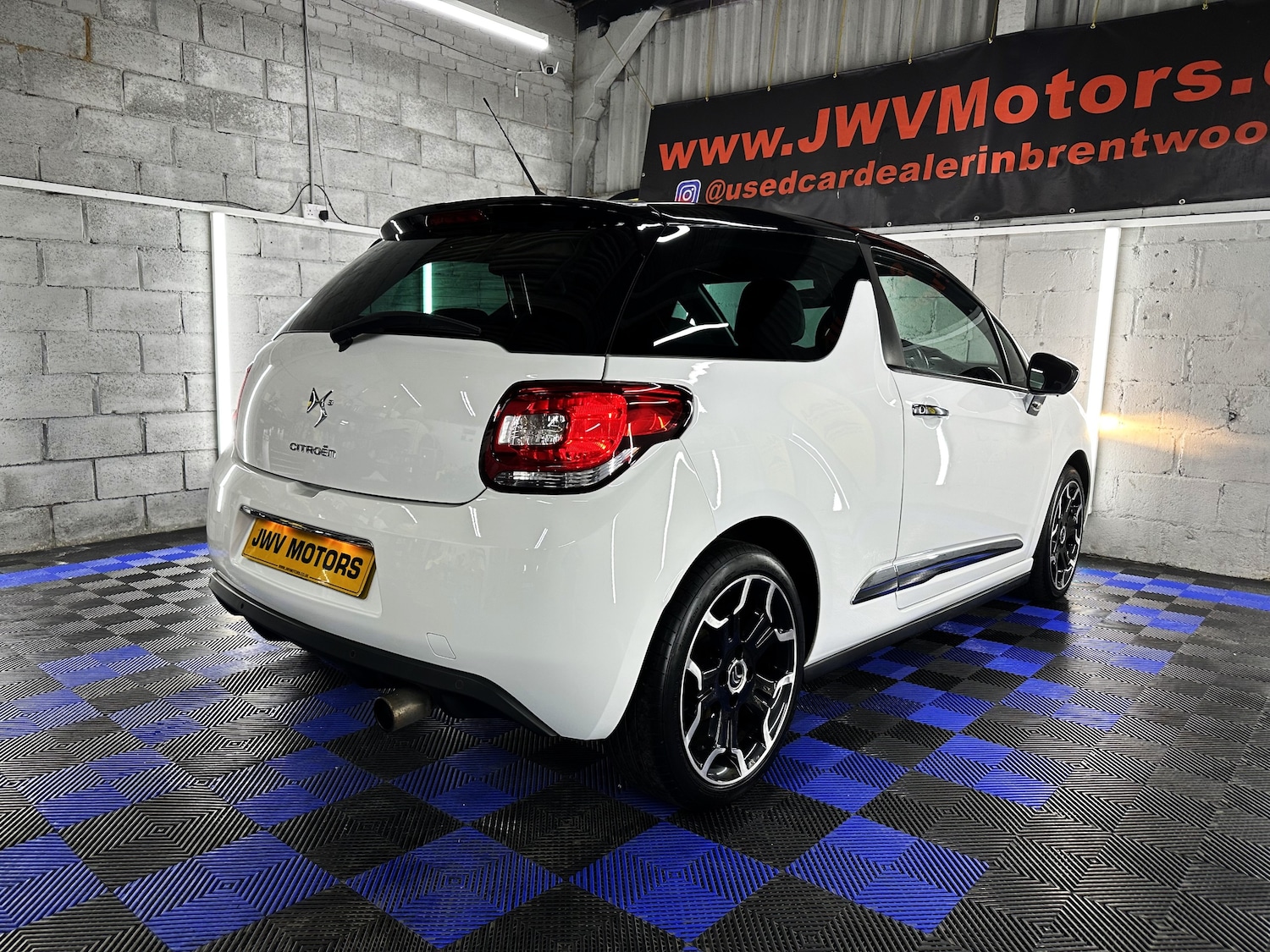 Used Citroen DS3 2012 for sale - 76934255: Photo 15