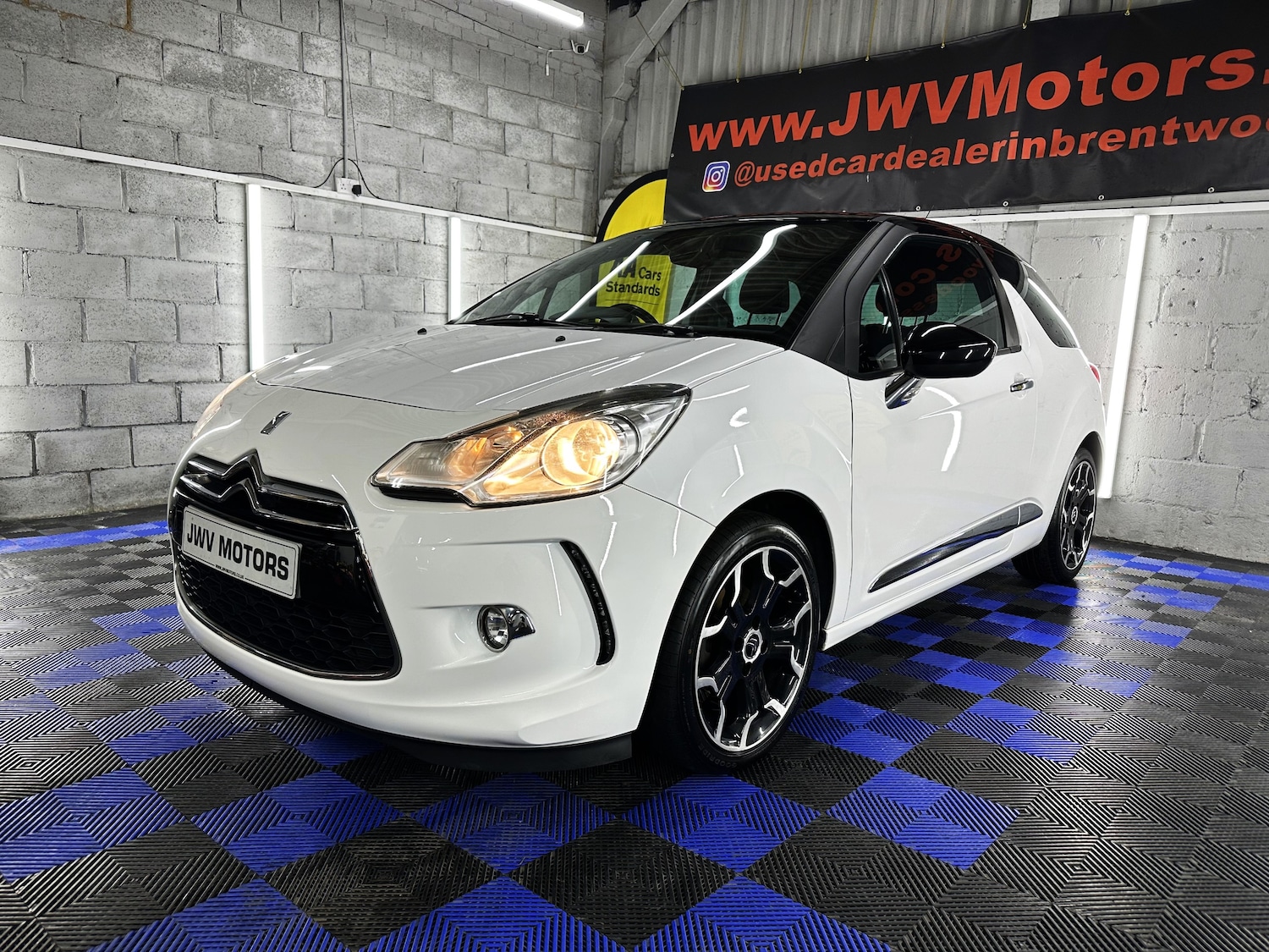 Used Citroen DS3 2012 for sale - 76934255: Photo 8