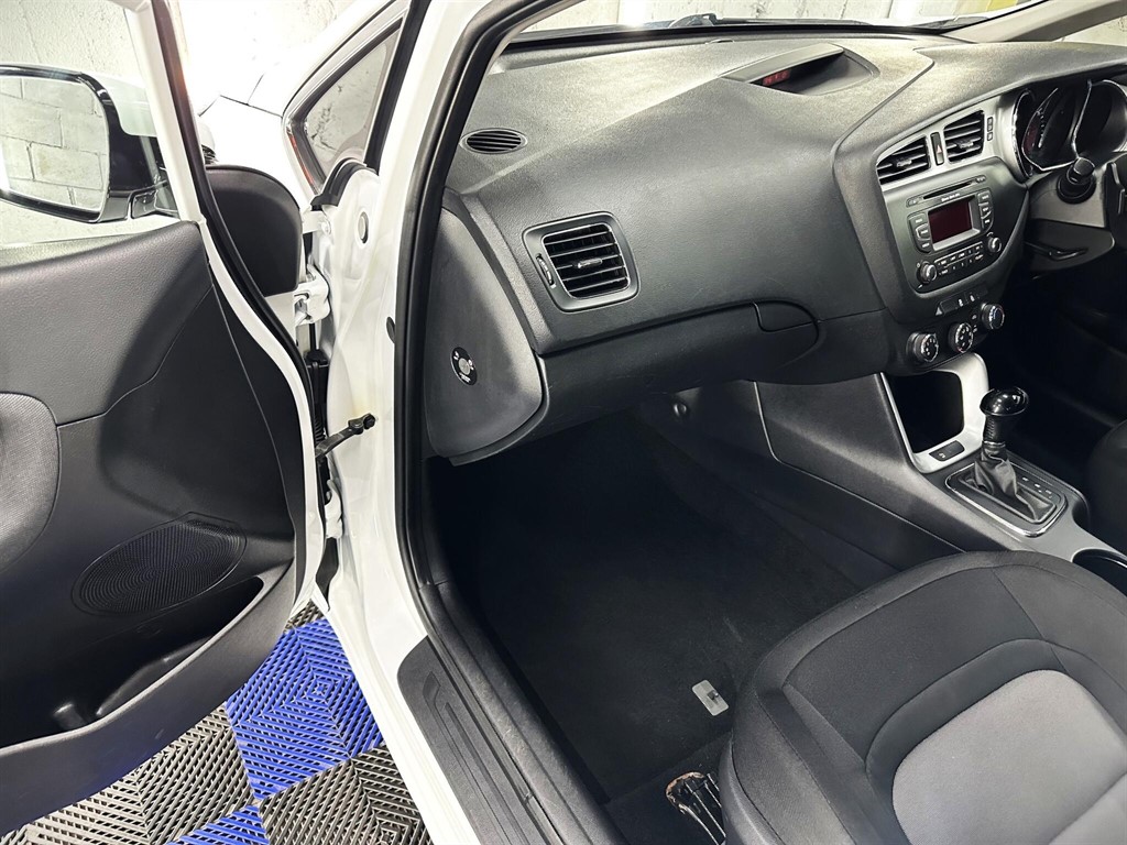 Used Kia Ceed 2015 for sale - 77021988: Photo 18