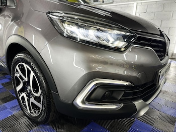 Used Renault Captur 2017 for sale - 79326053: Photo